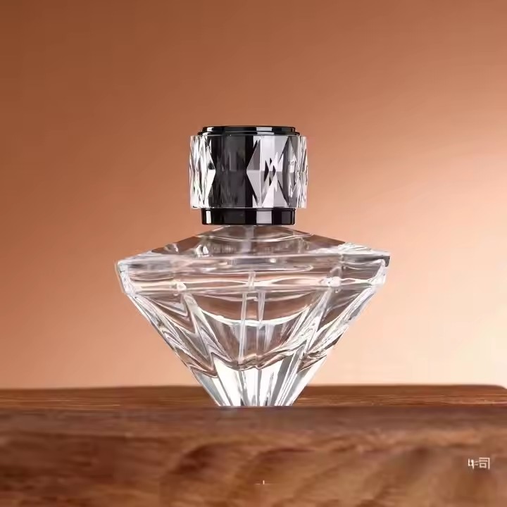 Perfume Bottle-017